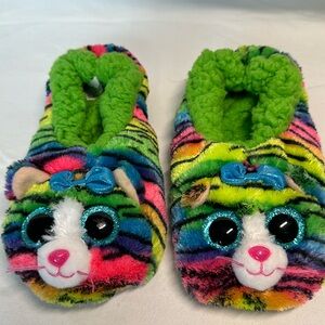 ❌SOLD❌ Tiggerly Cat SLIPPERS  size 4-6